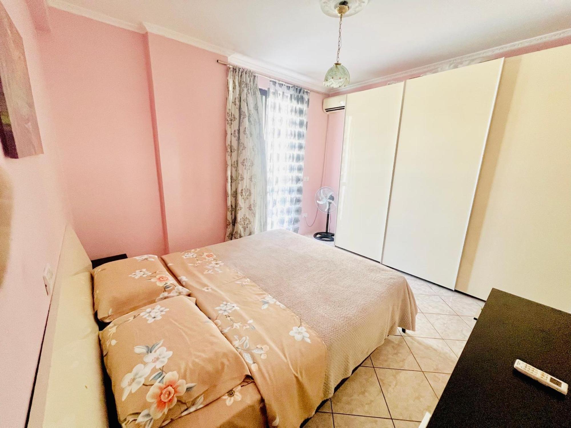 Lovely 3-Bedroom Rental Unit In Durrës Esterno foto
