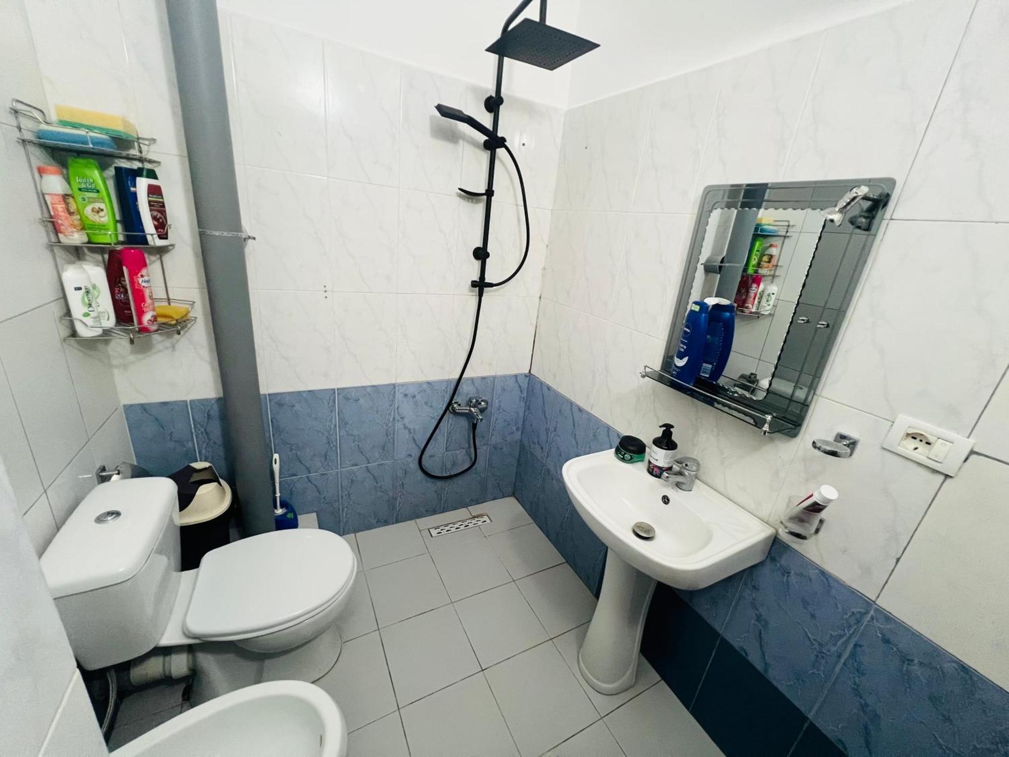 Lovely 3-Bedroom Rental Unit In Durrës Esterno foto